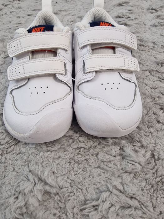 Маратонки NIKE pico