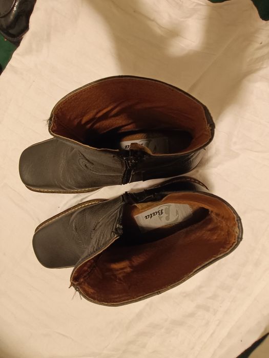 Ghete/botine Bata din piele naturala 40