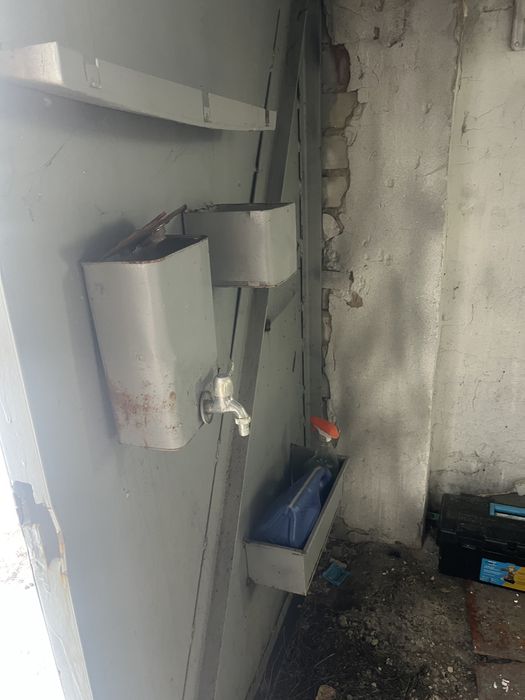 Гараж кирпичный продам