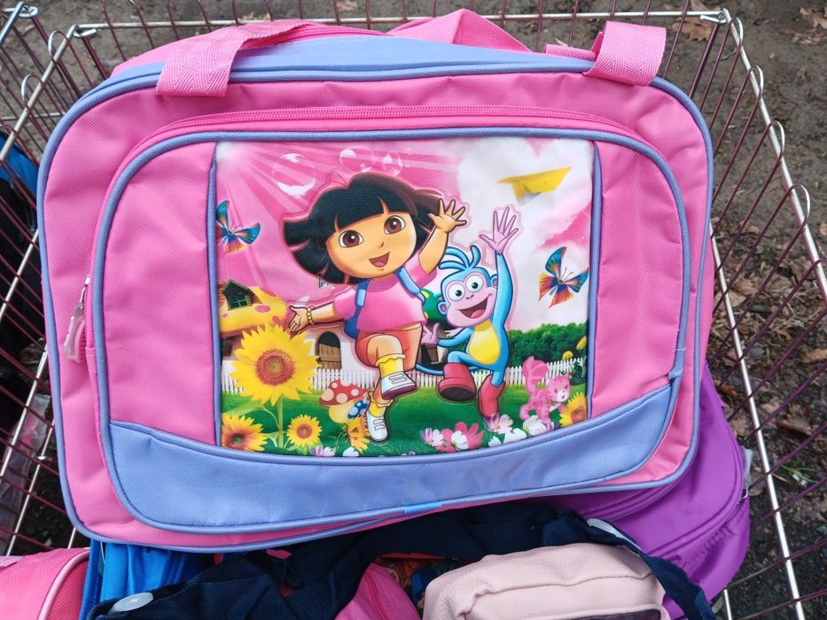 Затворен Магазин за Чанти 5-10лв.на едро