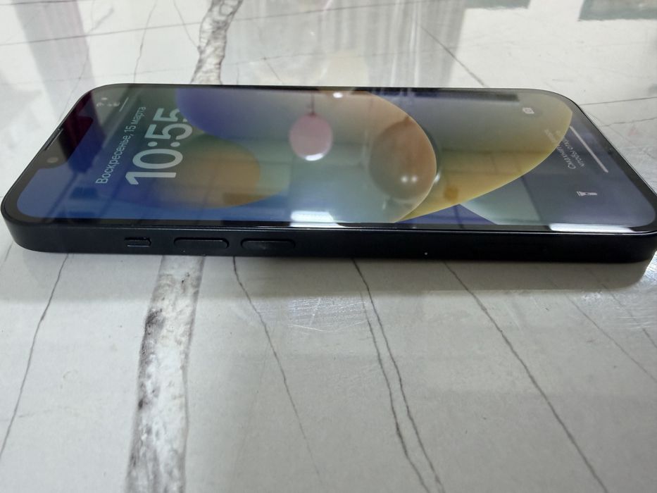 Iphone 13 256gb в отличном состоянии