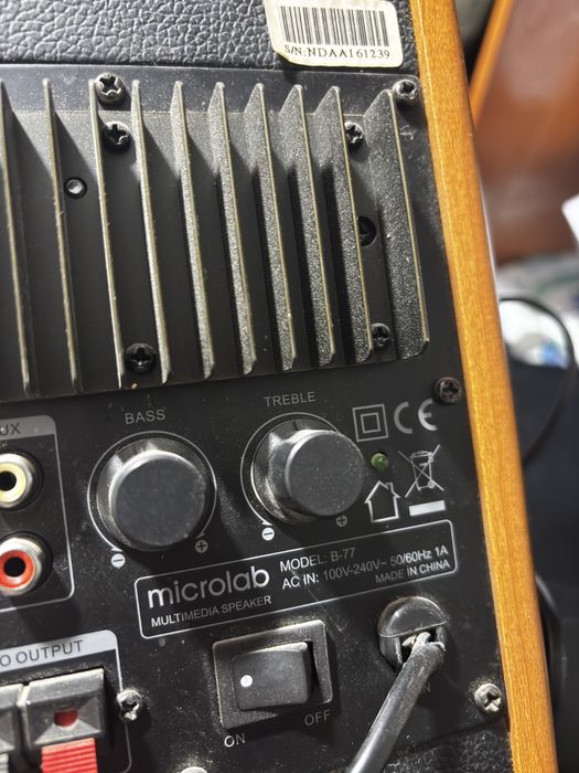 Активные колонки B-77