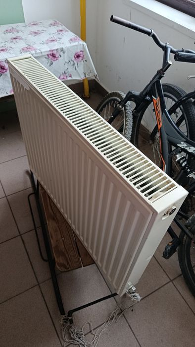 Calorifer oțel 800×600 cm.