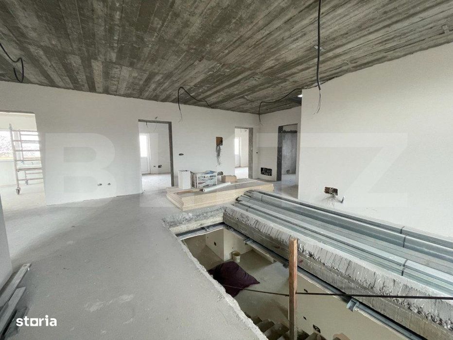 Casa S+P+E+M, pretabila clinica / birouri, Balta Verde