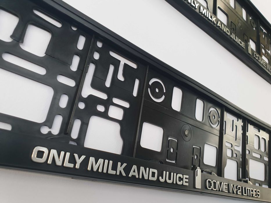 2 броя Подложки за регистрационен номер Only milk & juice