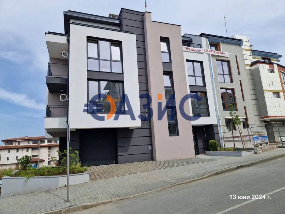 Продава се Едностаен апартамент в Созопол - 49 кв.м за 937 €/кв.м - Снимка #1