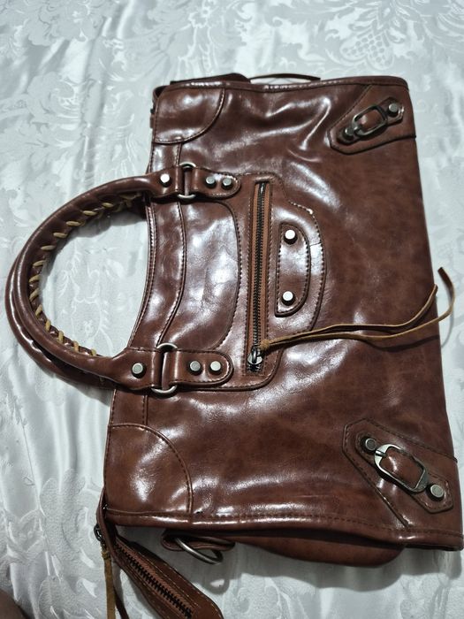 Balenciaga  city bag  100% original