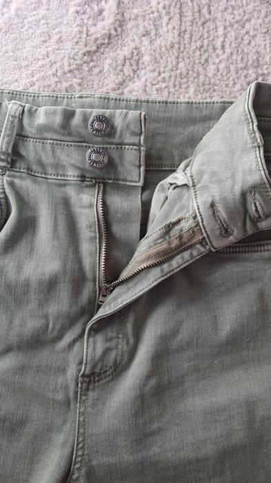 Blugi Bershka damă verzi, skinny
