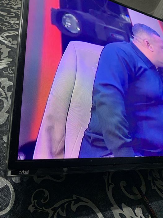 Televizor artel 42 lik sotiladi