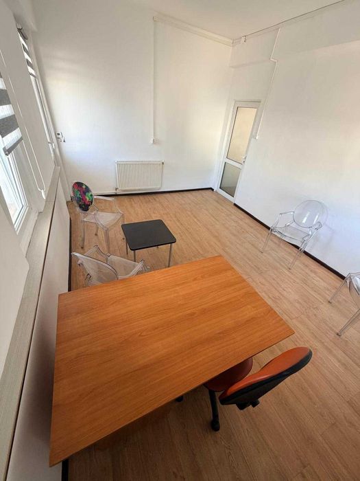 Închiriere birou 22 mp cu balcon