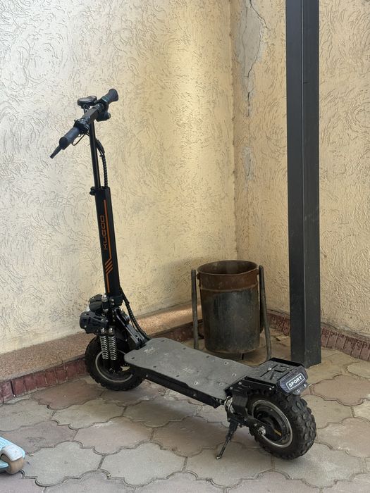 Продам самокат kugoo m5 sport