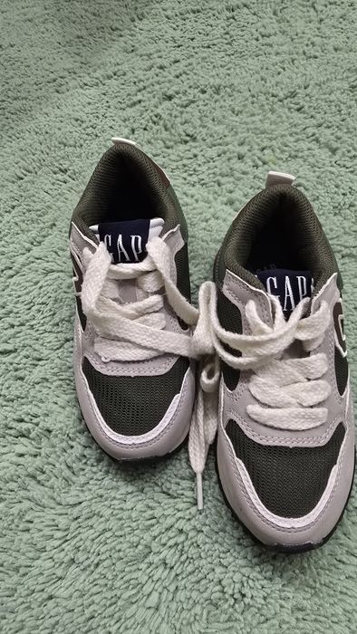 Детски маратонки GAP