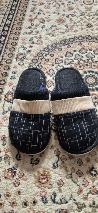 Отдам детскую обувь