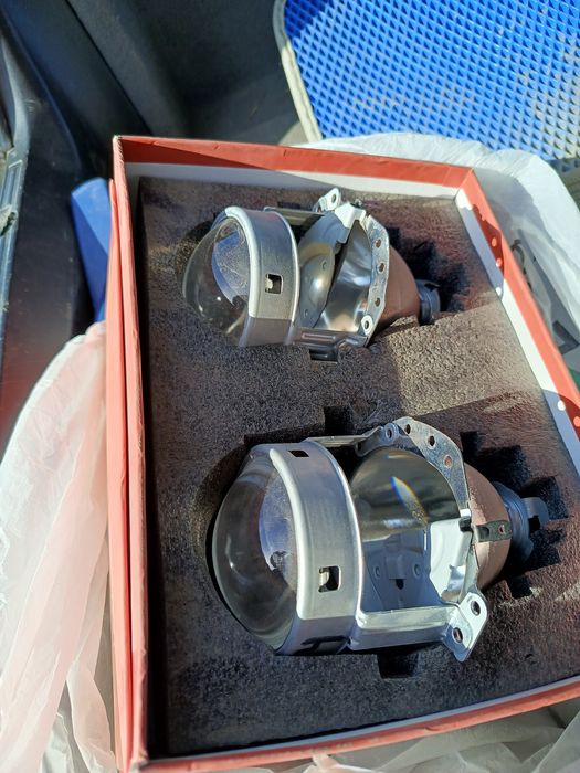 Продам линзы БМВ е 60, е 39