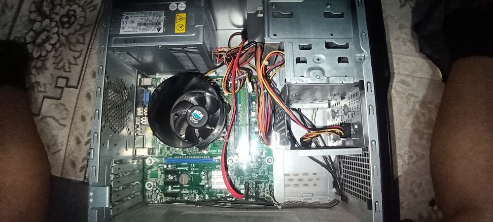 Компьютер с комплектом