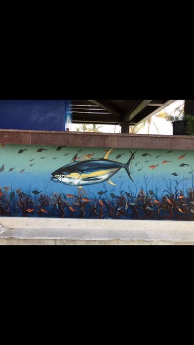 Рисувам  стенописи