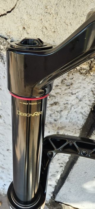 Нова Вилка Rockshox ZEB Base Rush RC 29" DebonAir+ 160mm 15x110mm