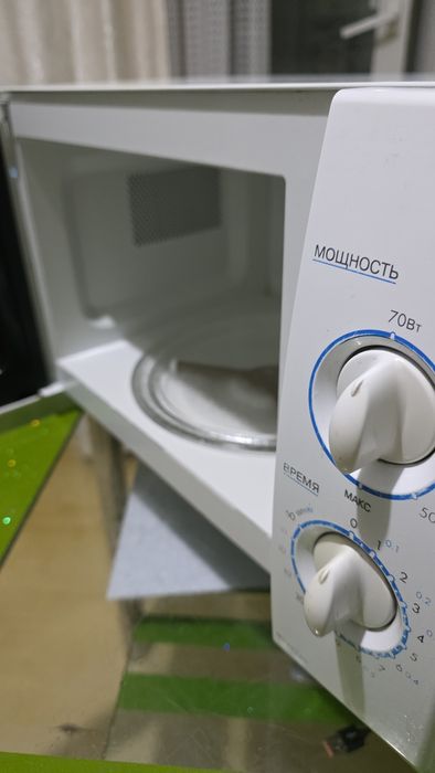 Продам Микроволновую печь