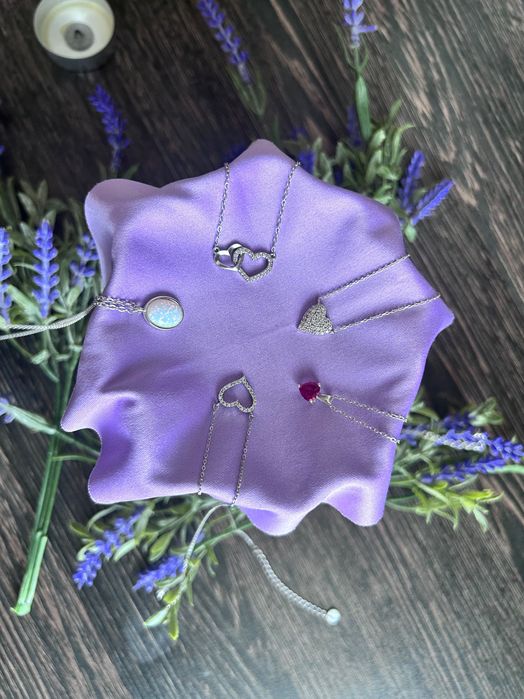 Сребърни колиета