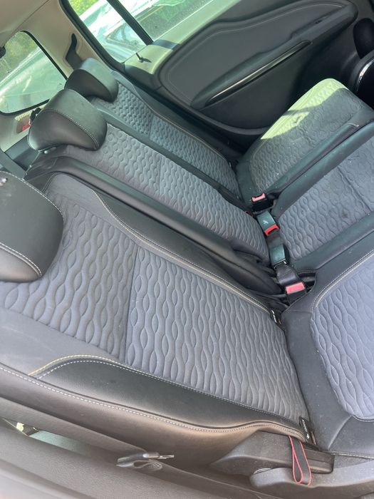 Interior scaune față si banchete spate Opel Zafira C