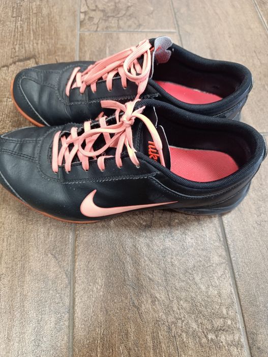 Дамски маратонки,Nike 38номер
