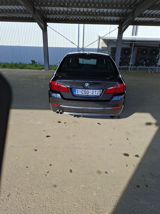 De vanzare BMW Seria 5 F10 2013, in stare buna, masina intretinuta, proprietar de 7 ani.