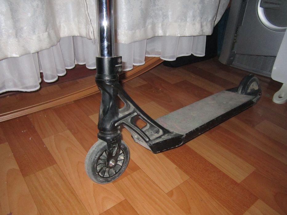 Самокат трюковой кастом