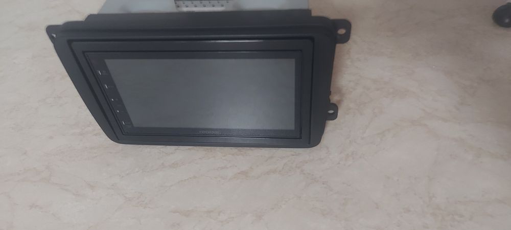 Kenwood 125dab pentru golf5,skoda octavia 2,passat,2din