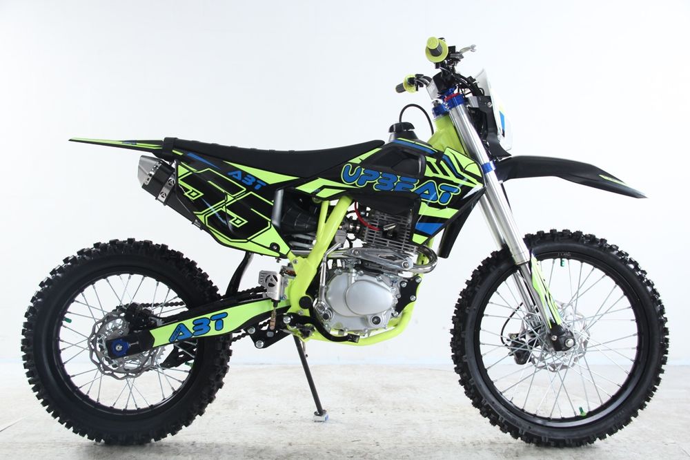 MOTO CROSS 250cc DIRT BIKE UpBeat 414 J21/19" 5 trepte Oferta EnGros