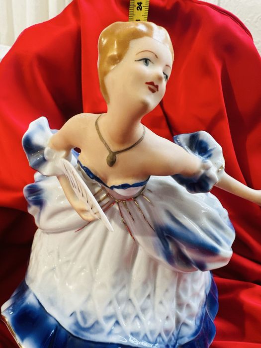 Balerina portelan