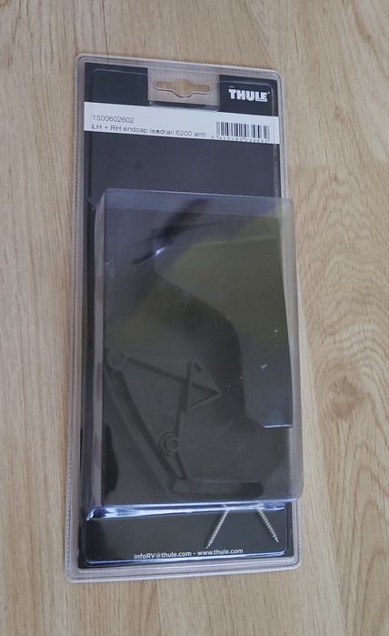 Оригинални крайни капачки за тента Thule 6200 –комплект лява и дясна