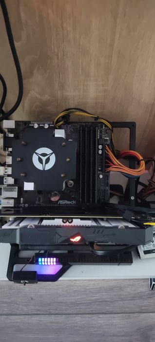 Pc gaming altfel. i5 4690, 16gb ram, gtx 1050ti 4gb, ssd 128+1 tb