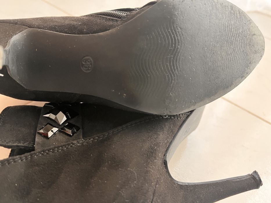 Botine din piele intoarsa,foarte comode!