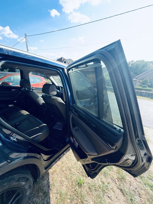 Bmw x3  usor avariat