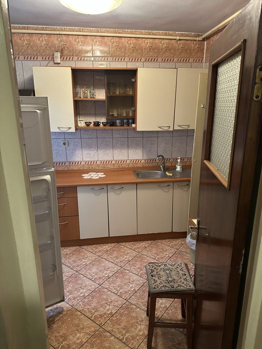 Apartament 3 camere-De Inchiriat