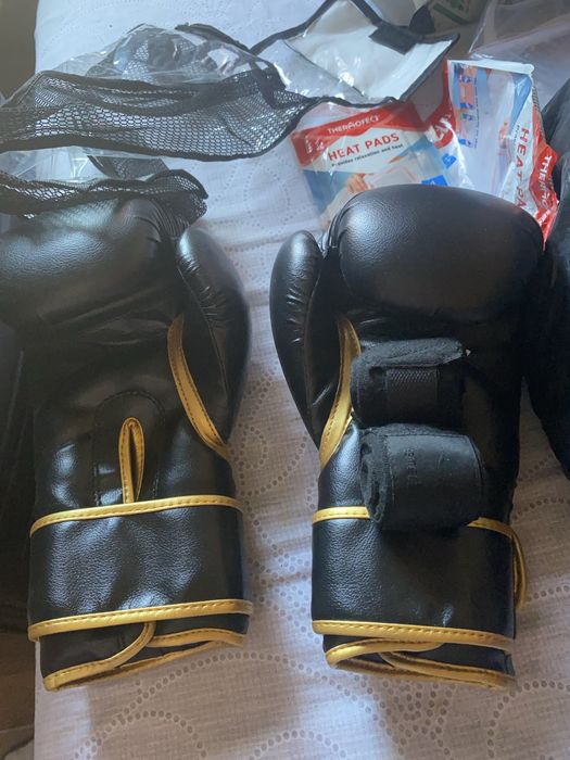 Manusi de box marimea 12 oz din inter sport