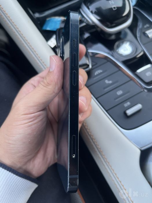 13 o’zi yomkisti 72 KH/A ochilmagan hamma joyi ishlid 246 GB to’q ko’k
