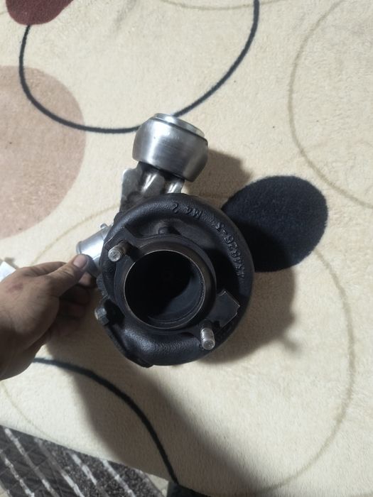 Vând turbo 3.0  pentru BMW