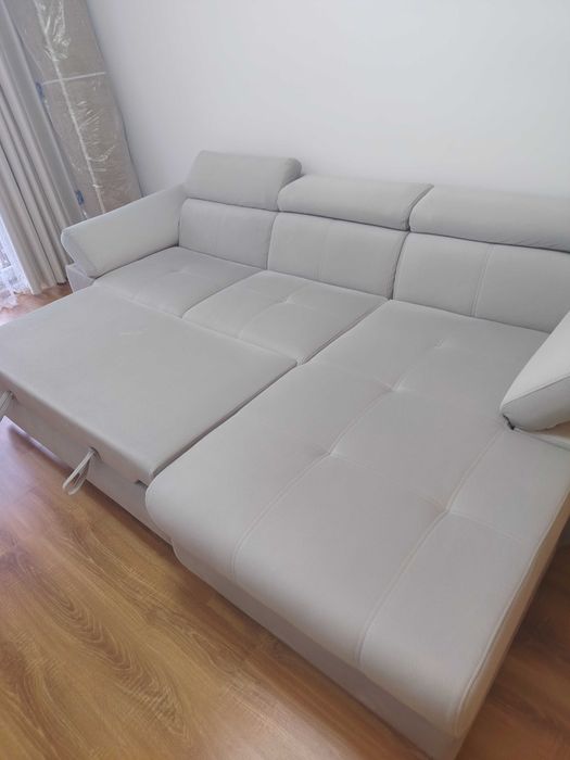 P. F. Vând coltar pat