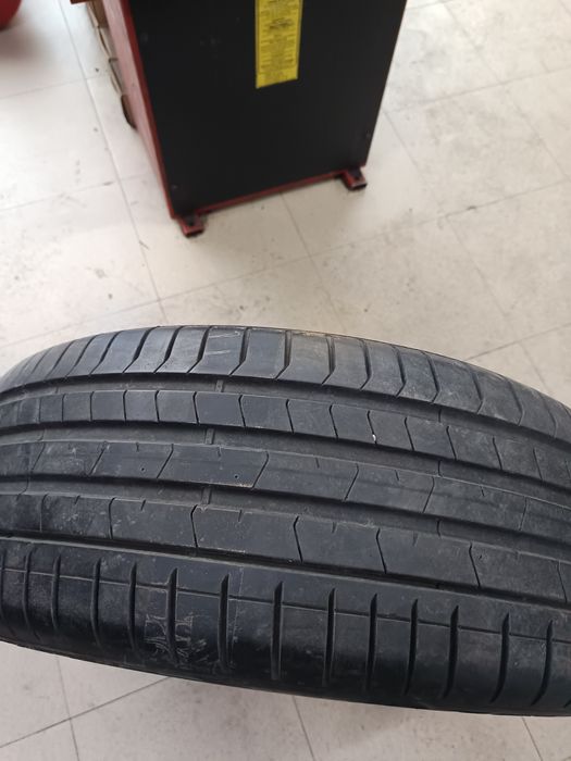 225/40R20 pirelli p zero