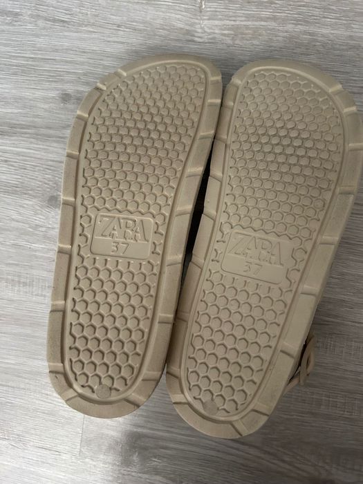 Дамски/детски сандали Зара