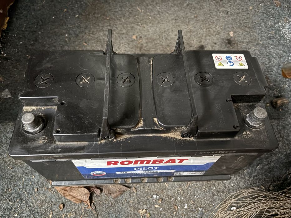 Ромбат акумолатор 95ah 750a