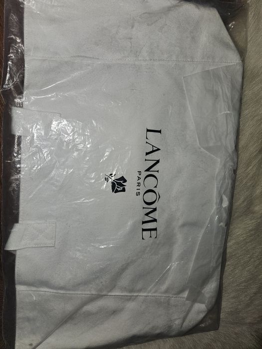 Vand geanta mare Lancome din panza  noua