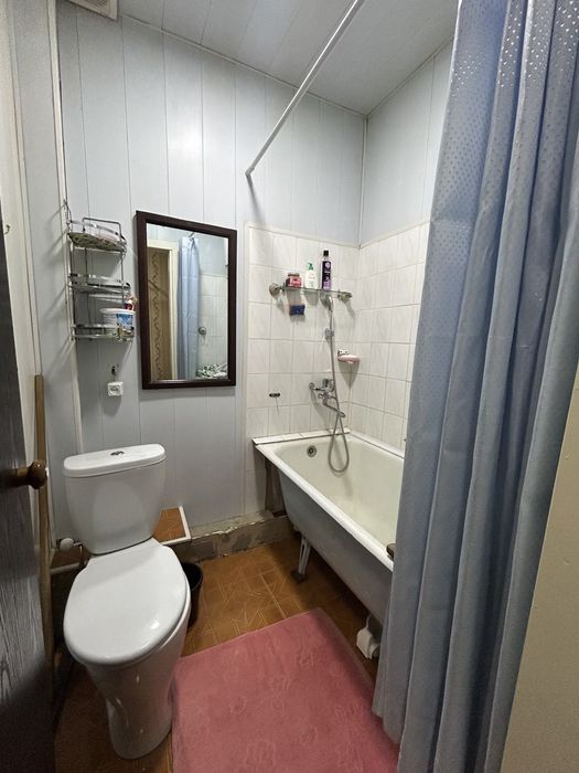 Arenda 1 xonalik kvartira,Rayon Yangi Xayot,metro 10 minut,Derevyashka