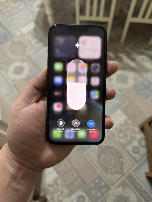 iPhone 13 128Гб в идеале