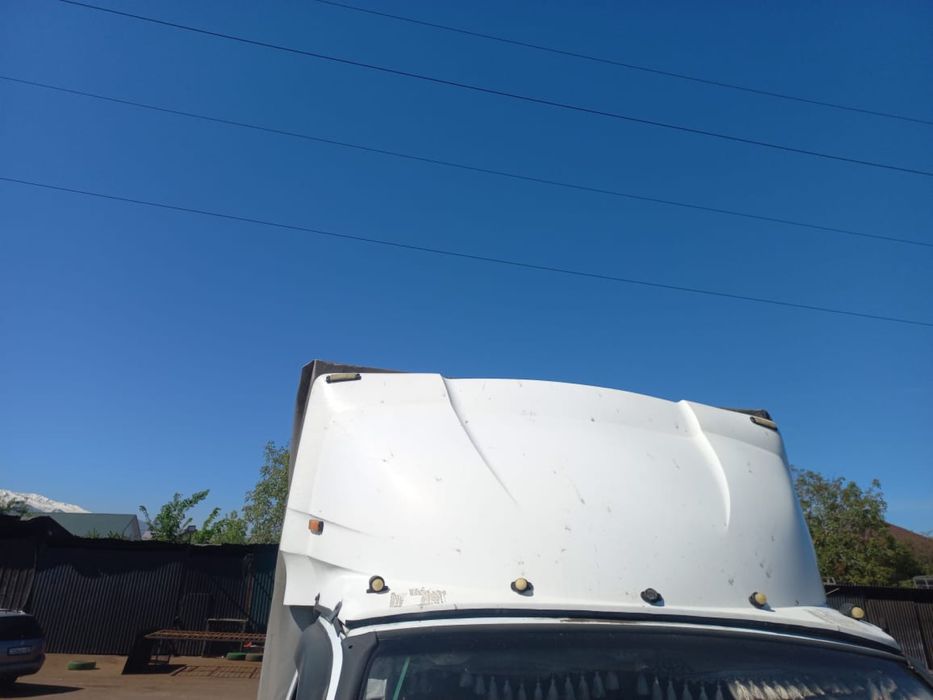 Продам бутку газеля с спойлером.