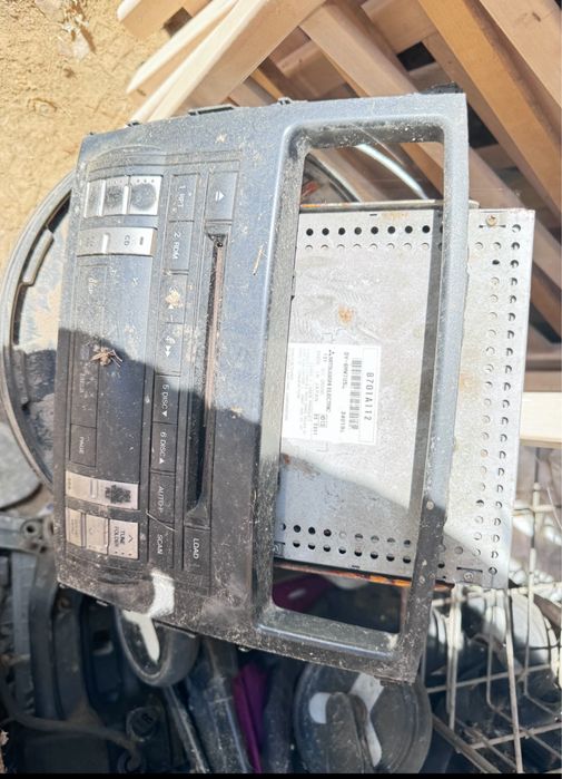 митсубиси паджеро 4, Фары