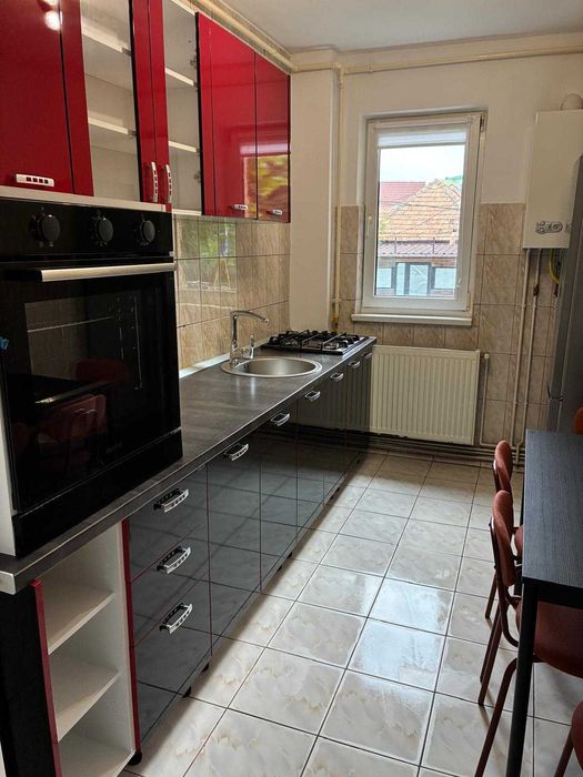 Proprietar, inchiriez apartament 2 camere Scriitorilor