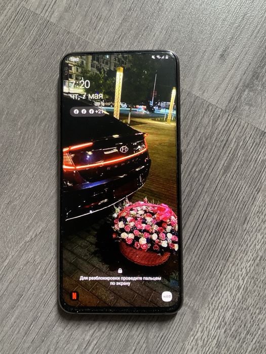 Samsung Galaxy A80
