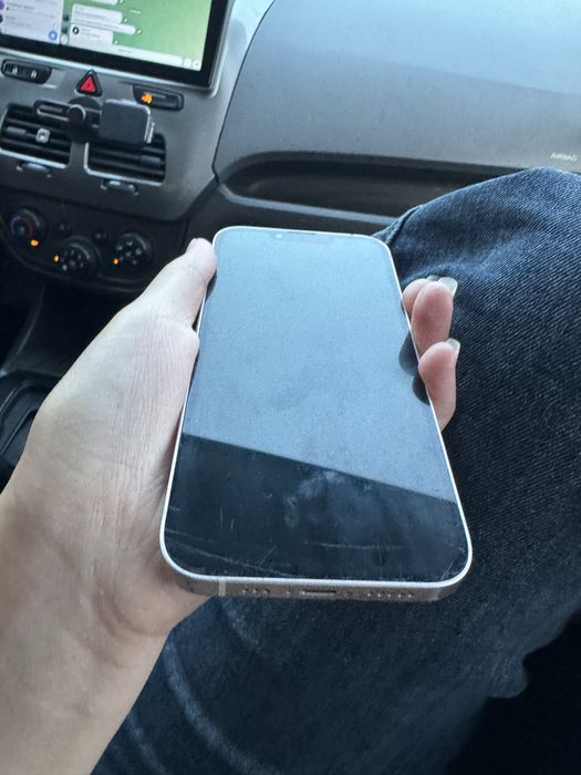 iphone 13 256gb 75%.